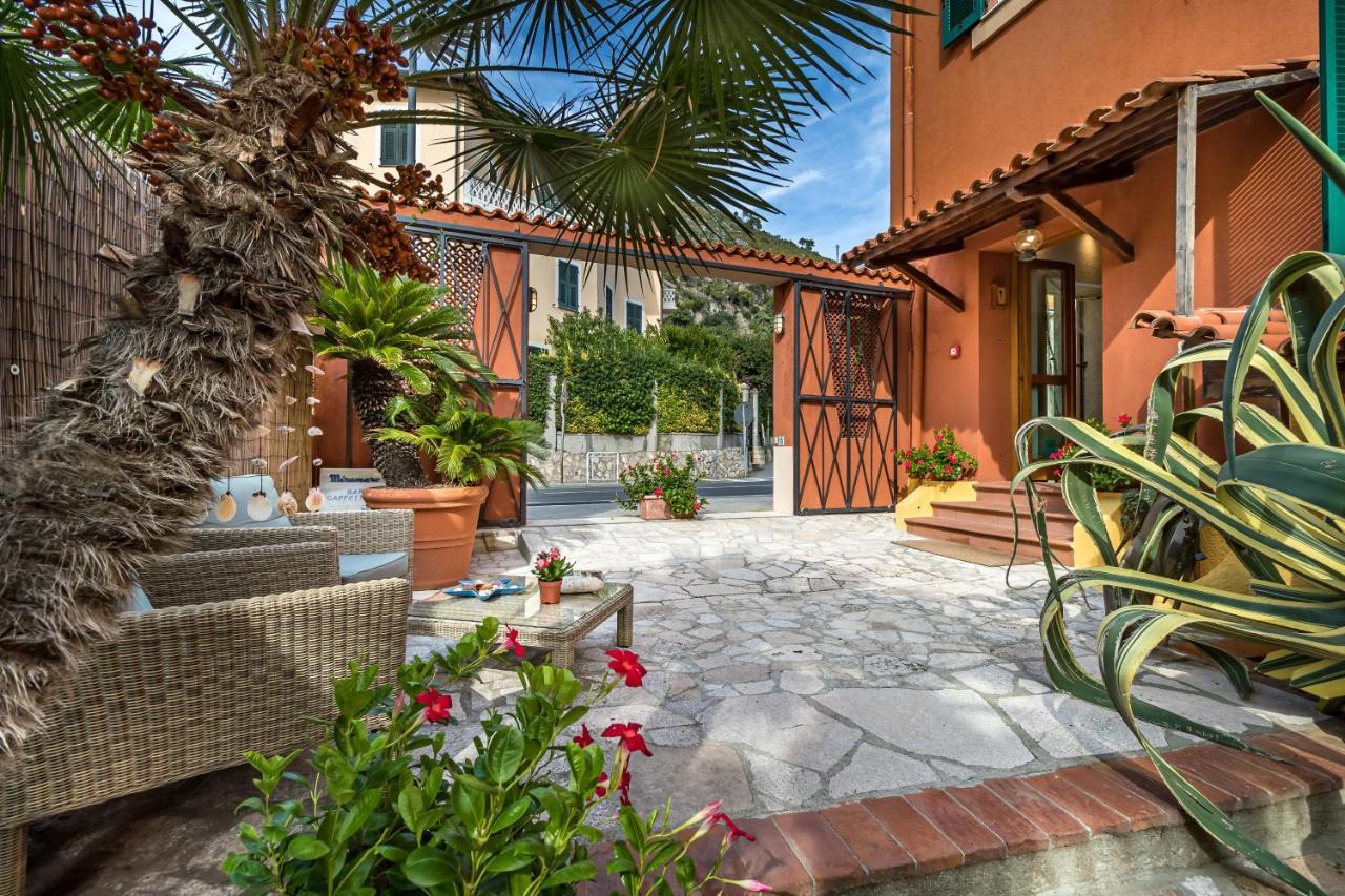 Miramare Di Varigotti Exterior photo