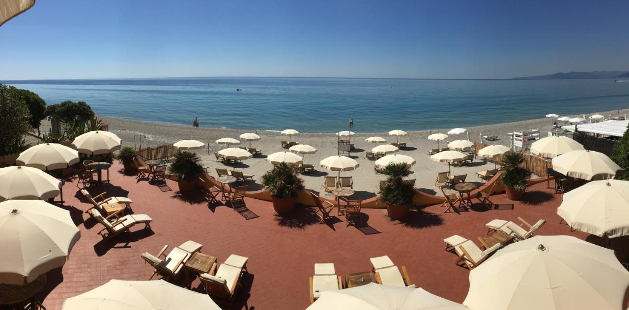 Miramare Di Varigotti Exterior photo
